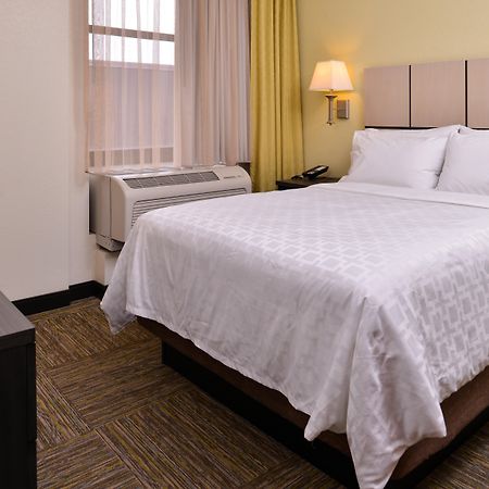 Candlewood Suites Terre Haute By Ihg المظهر الخارجي الصورة