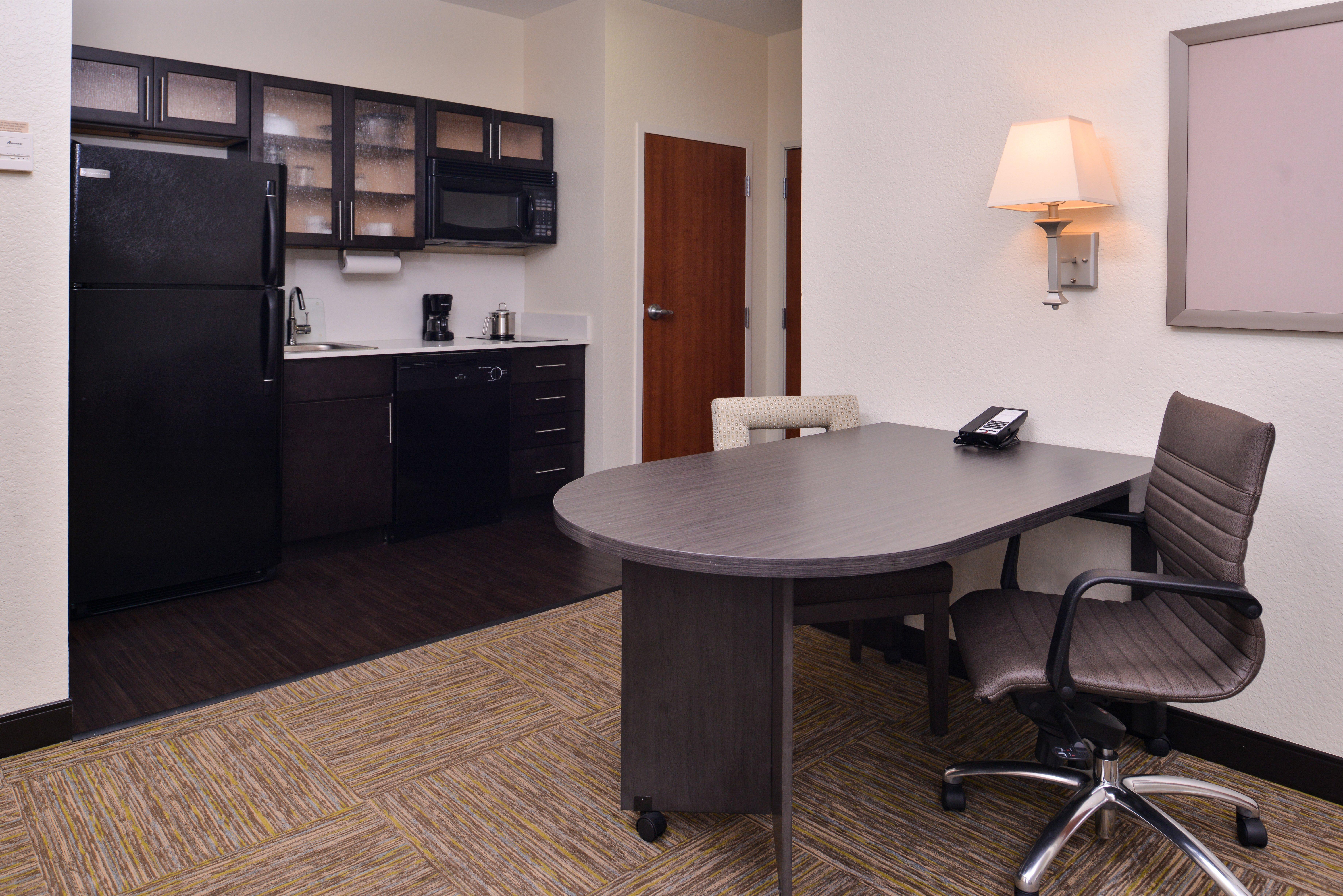 Candlewood Suites Terre Haute By Ihg المظهر الخارجي الصورة