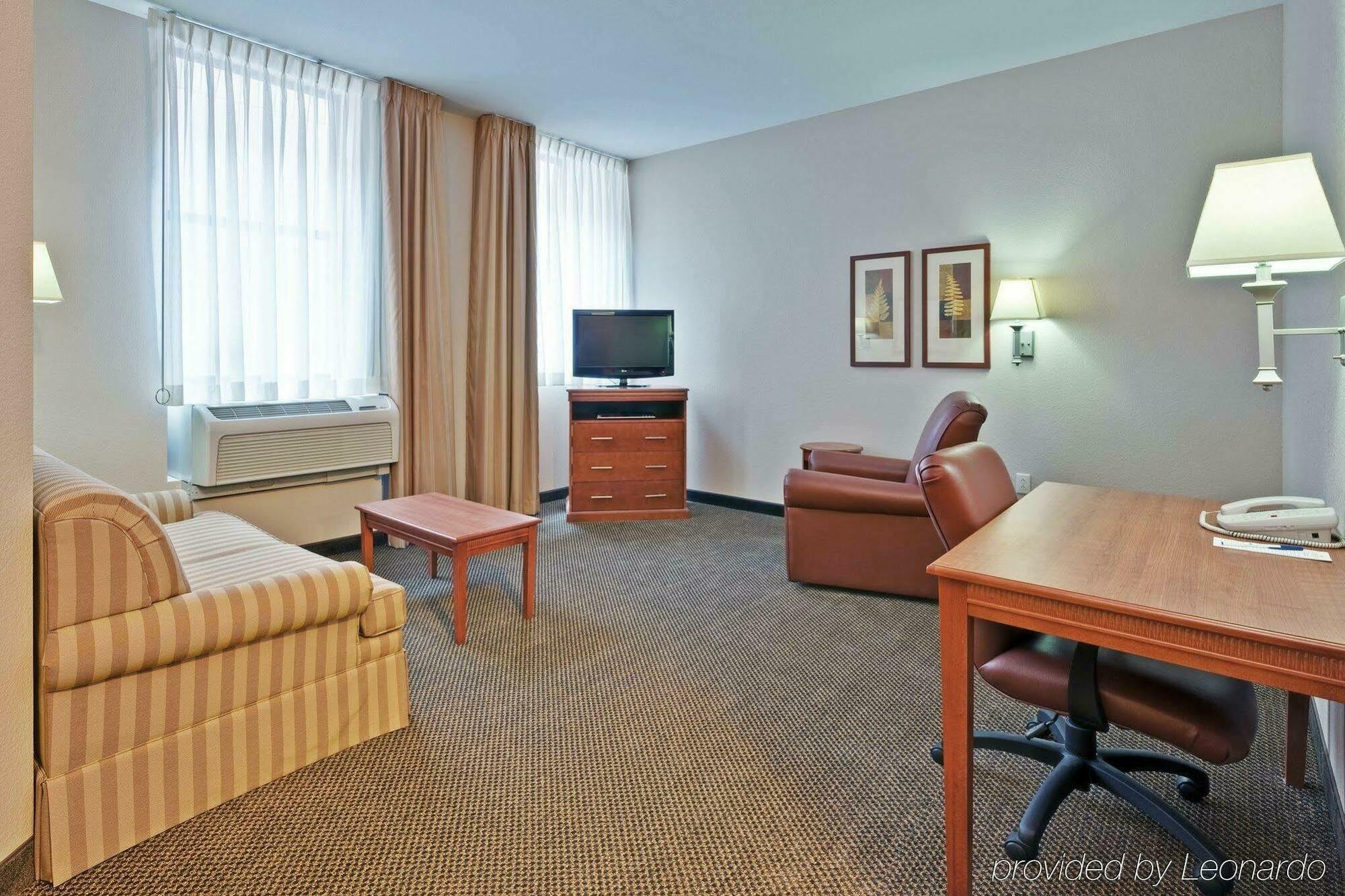 Candlewood Suites Terre Haute By Ihg المظهر الخارجي الصورة